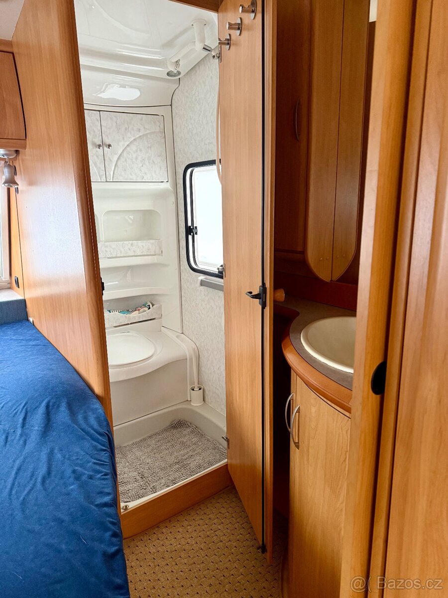 Karavan Hobby Excellent 540 UFE - mover, předstan - 8