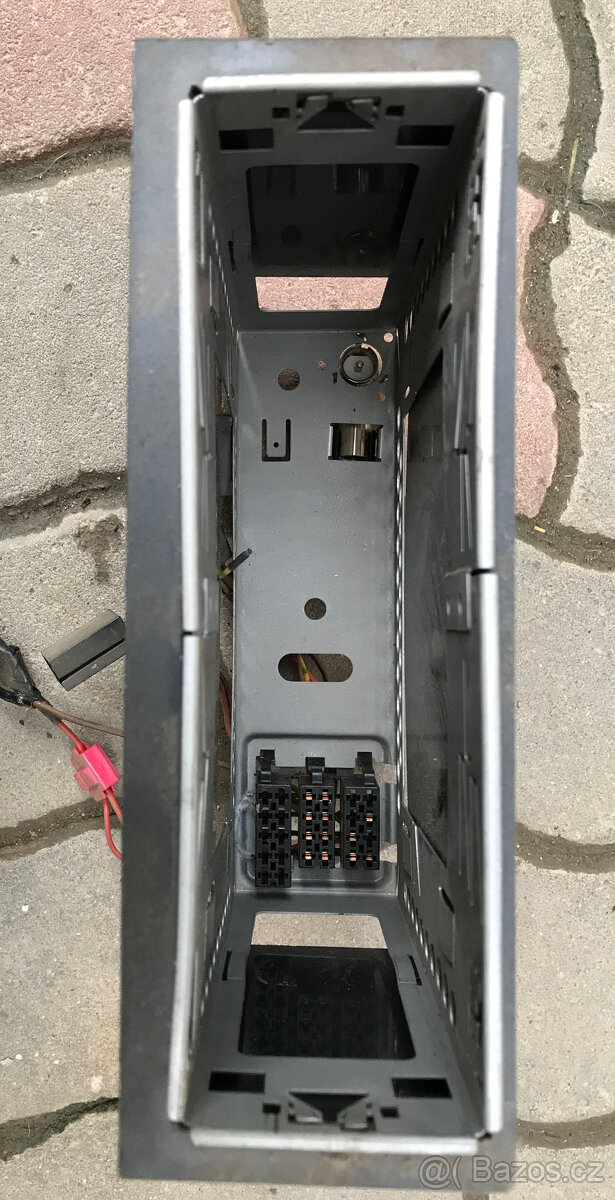 škoda favorit forman trysky zasterky ramecek - 8