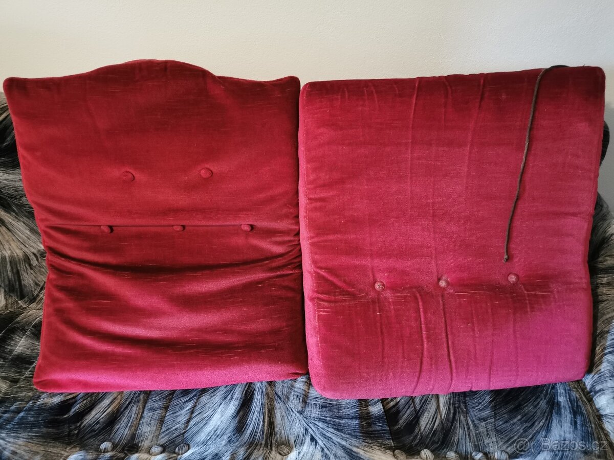 Staré křeslo ušák - 8