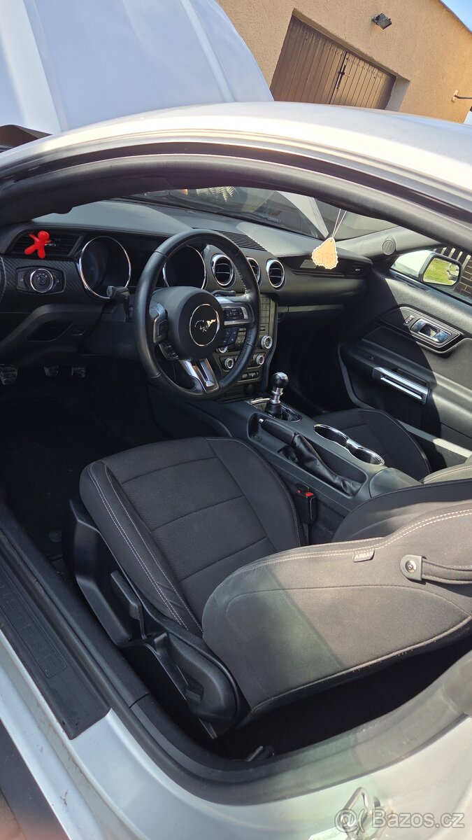 Ford Mustang 3.7 V6 2017 - 8