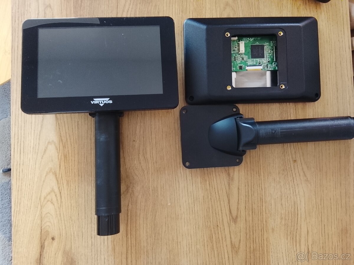 Zákaznický LCD display Virtuos 7" USB - 8