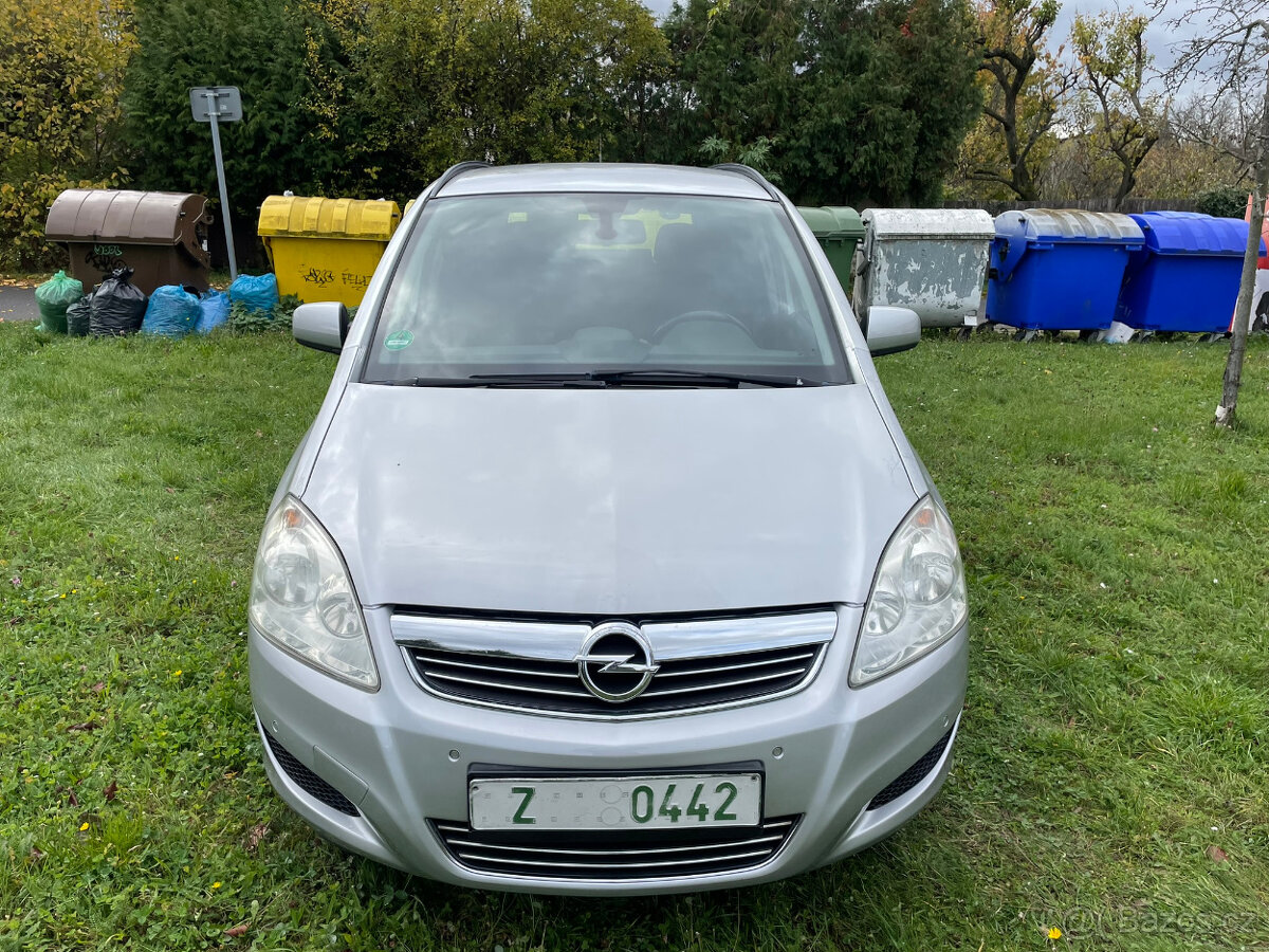 Opel Zafira B, 1.6, 85kw, benzin, 7 míst, serviska - 8