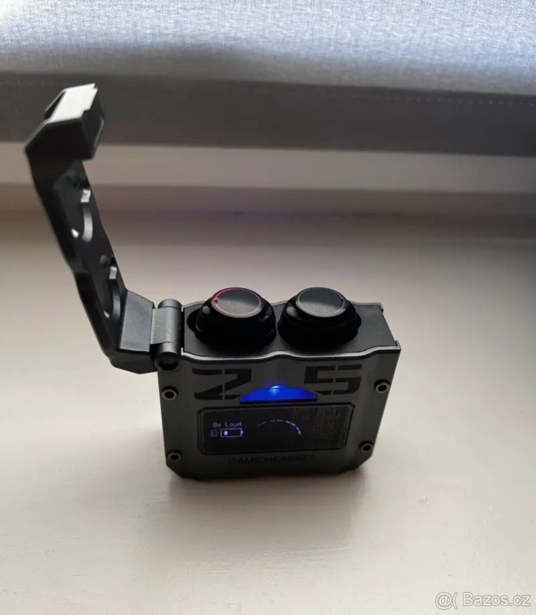 Bezdrátová sluchátka s herním módem a LED displej - 8