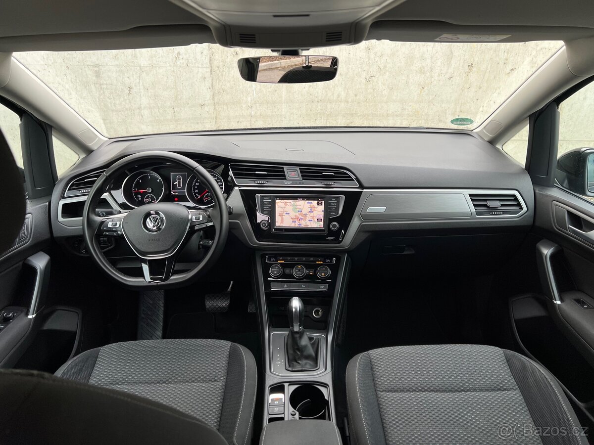 VW Touran 2.0 TDI DSG 7 míst - 8