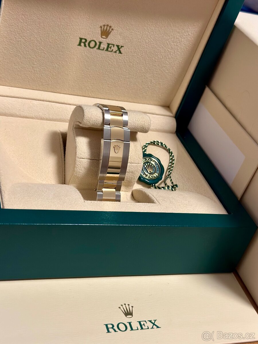 Rolex Sky-Dweller Black 42mm - 8