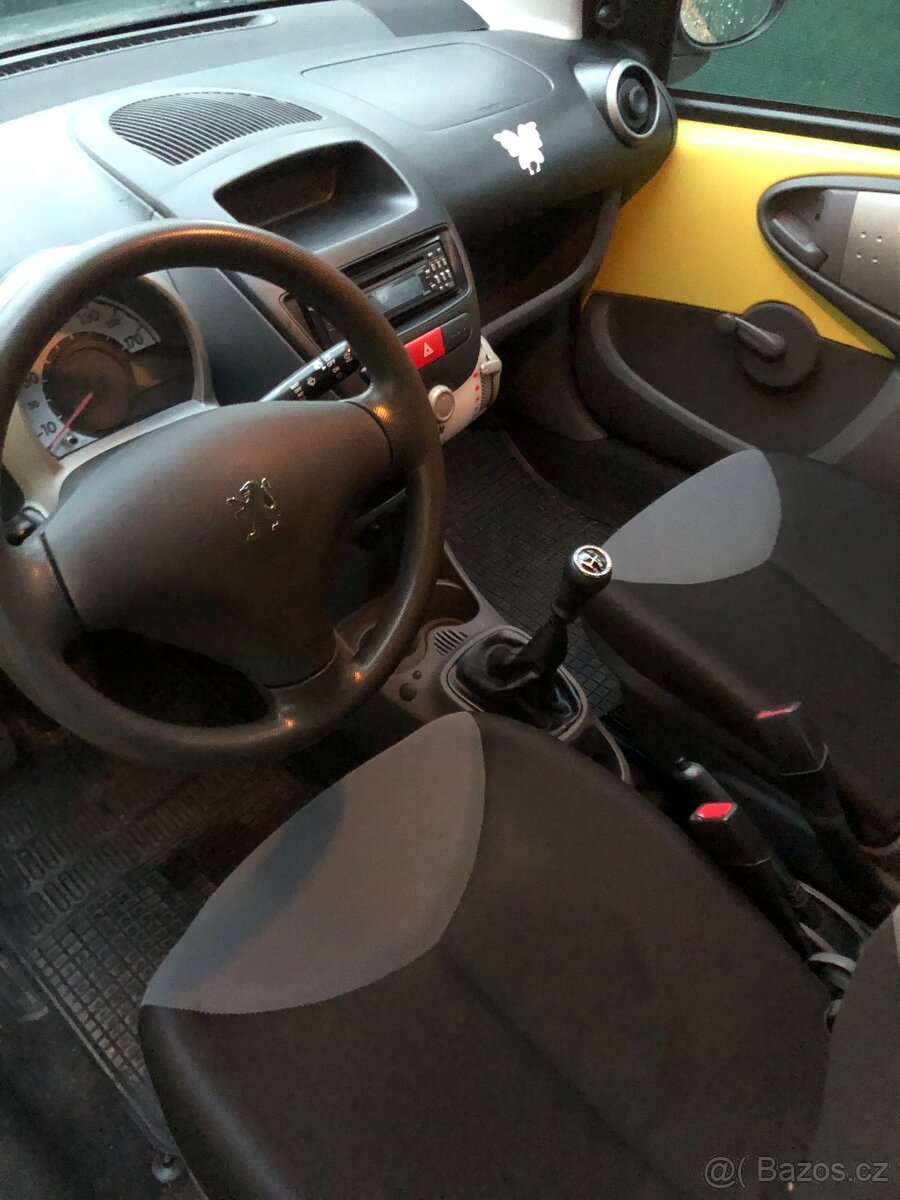 Peugeot 107 - 8