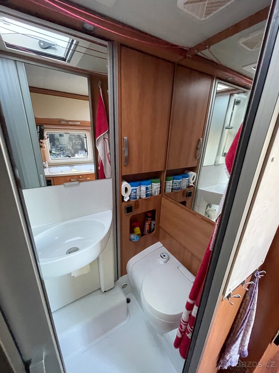 Hymer Exsis-i 614 - 8