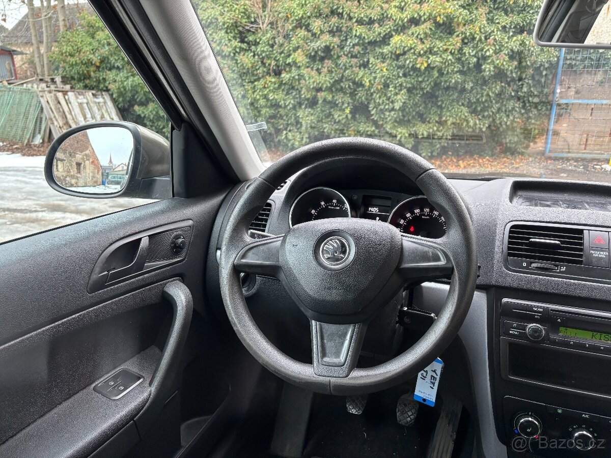 ŠKODA YETI 1.2TSI 77KW,TEMPOMAT,KLIMA,EL.OKNA - 8