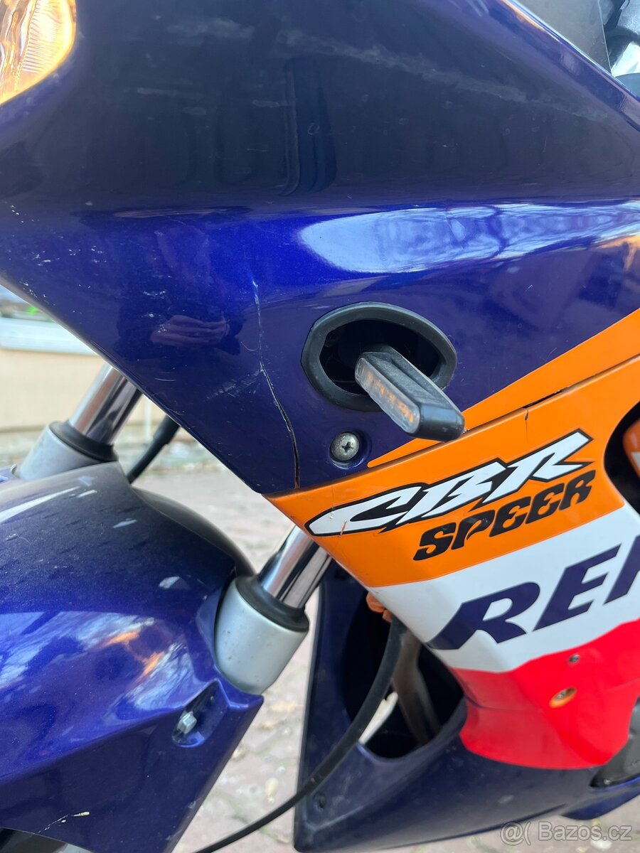 Honda cbr125r repsol - 8