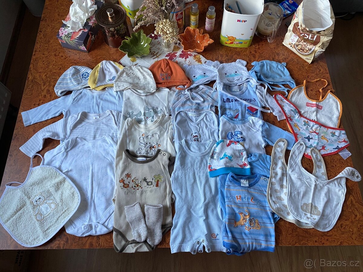 Prodam komplet obleceni pro miminko vel. 50-56 - 8