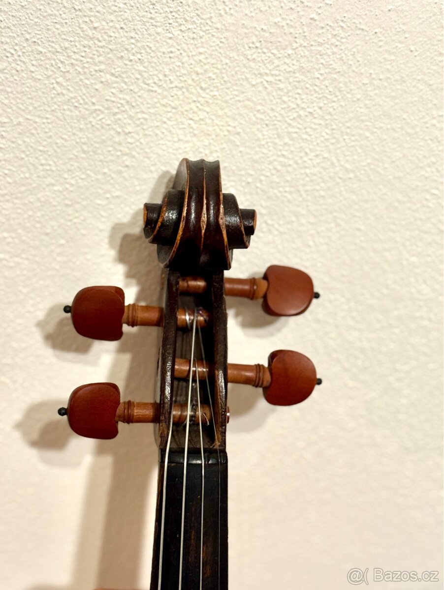 Prodám housle 4/4 - 8
