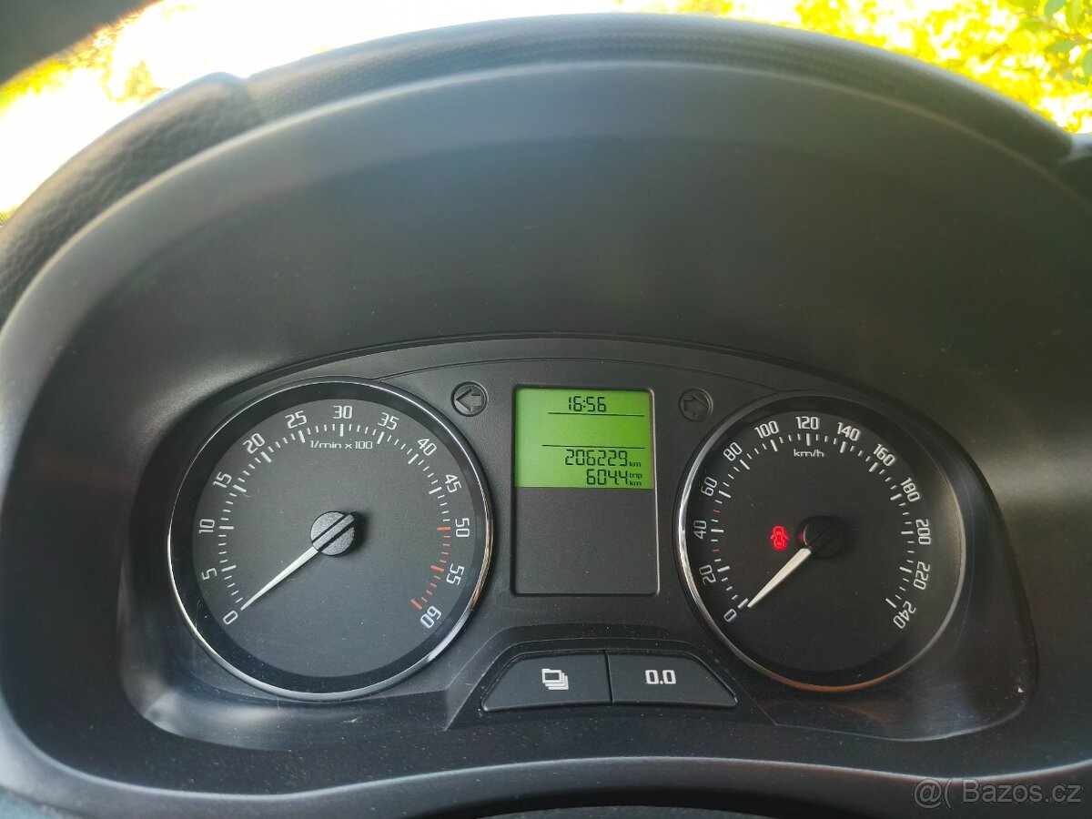 Prodám Škoda Fabia Monte Carlo - 8