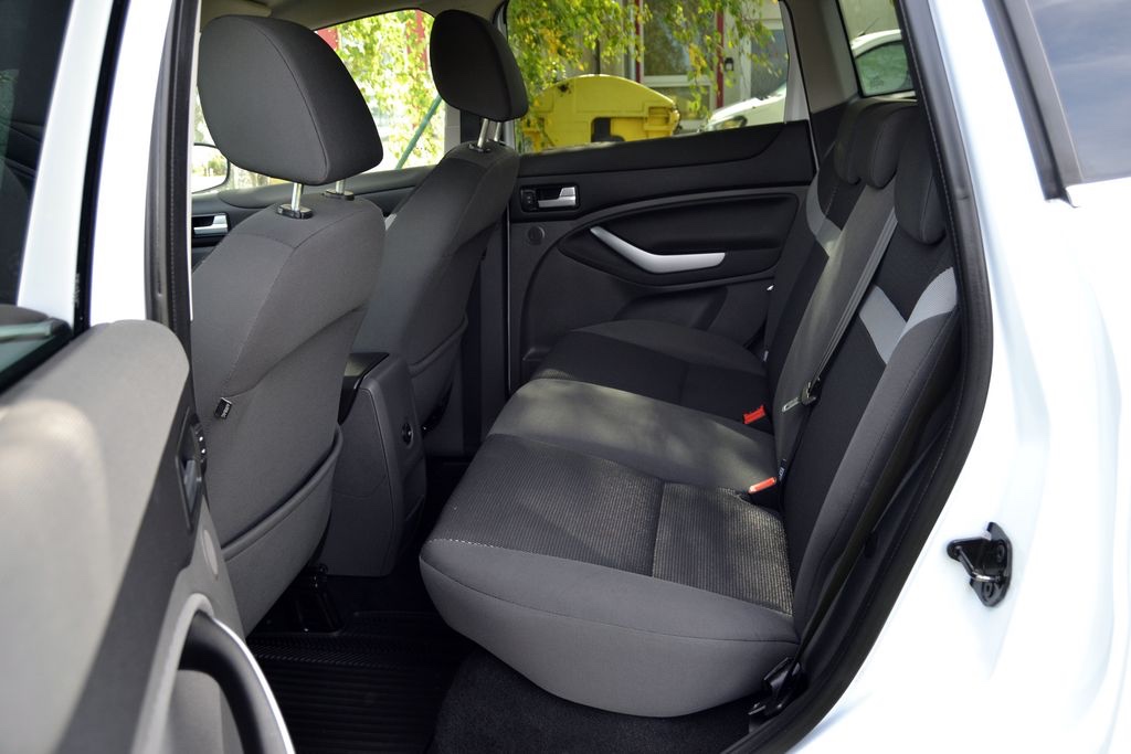 Ford Kuga 2.0 TDCi 103kW Champions Edition 4x4 - 8