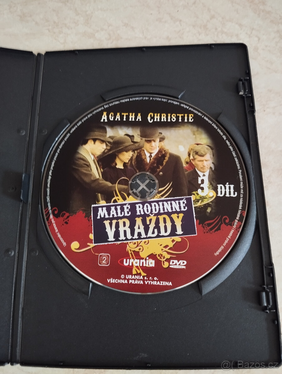 DVD Agatha Christie Malé rodinné vraždy - 8