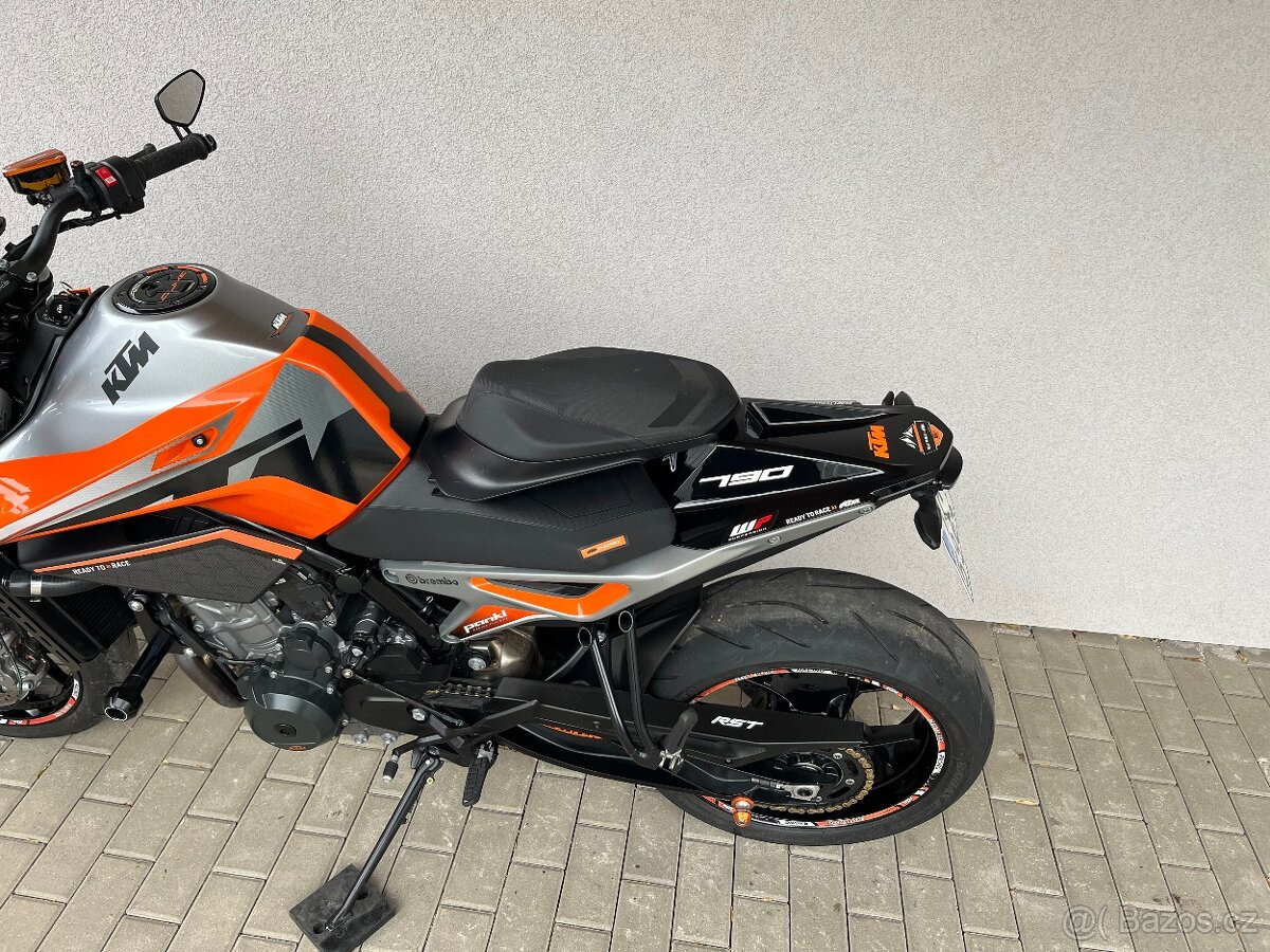 KTM Duke 790 - 8