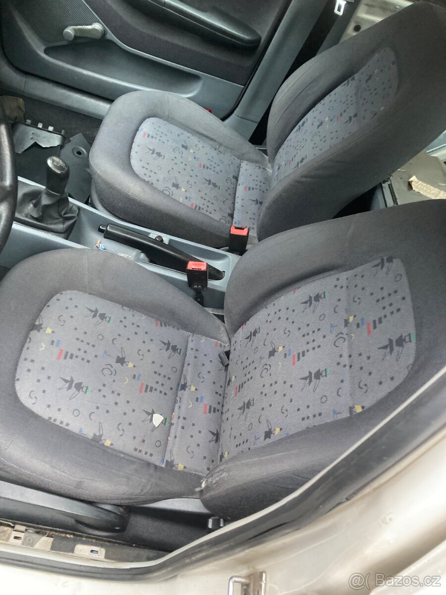 Škoda Fabia 1.4Mpi - 8