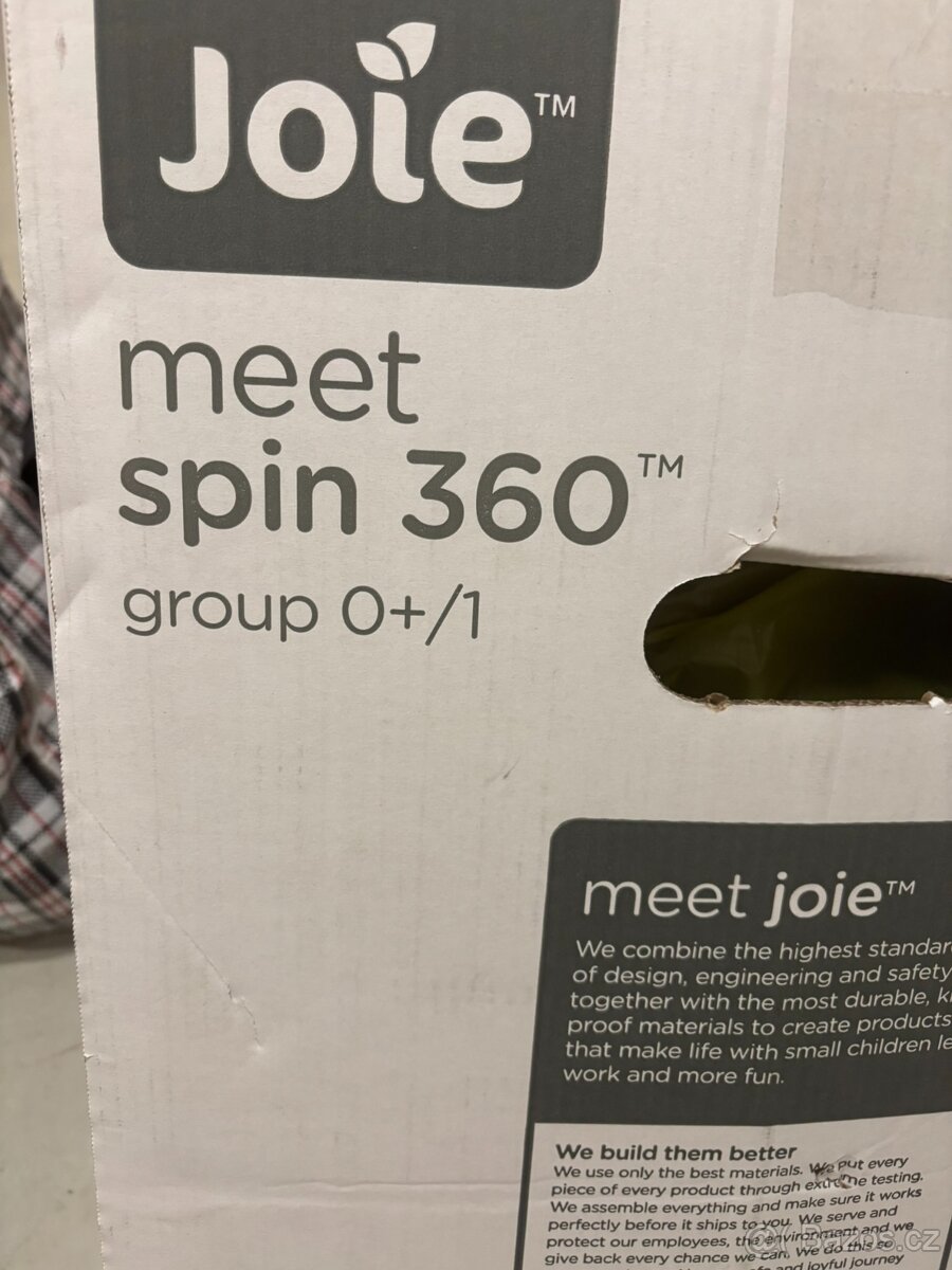 Otočná autosedačka Joie meet spin 360 - 8