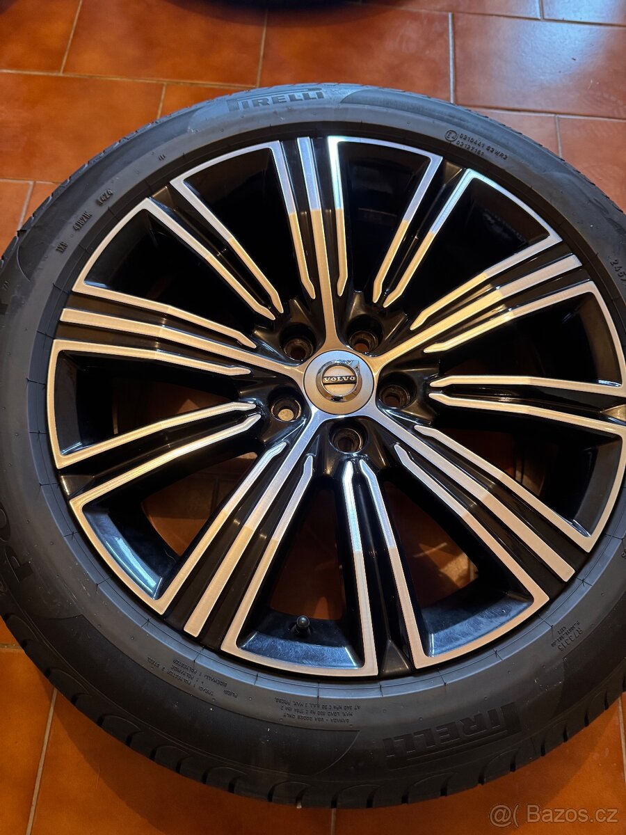 Originální letní sada Volvo v90/60 R18 - 8