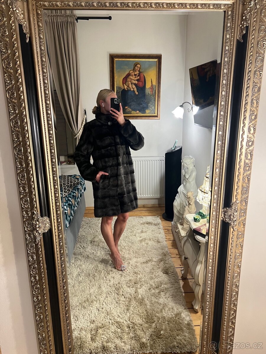 Šedý norkový kožich - 8