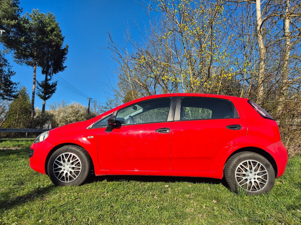 FIAT PUNTO EVO 1,4 8V - 8
