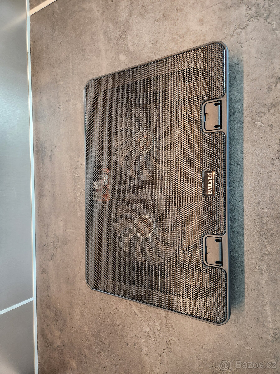 Prodám notebook XMG EVO 15 (M24) AMD Ryzen 7 - Win 11 Pro - 8