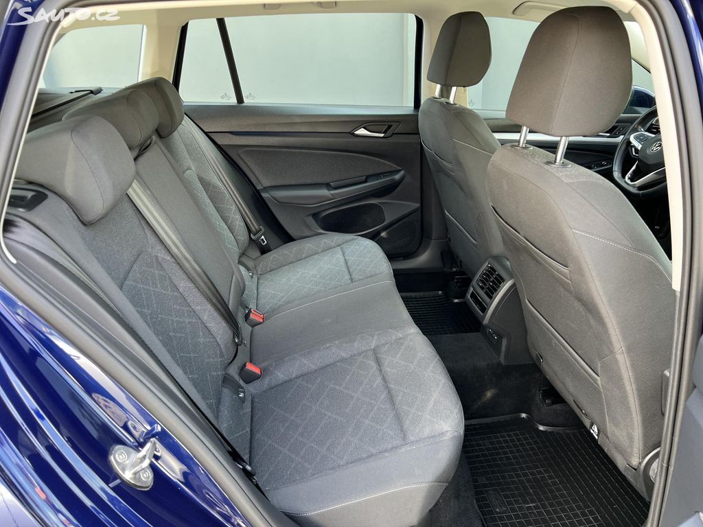 🚗 Volkswagen Golf 1.0TSi 81kw 2023 NAVI LED KLIMA ALU - 8