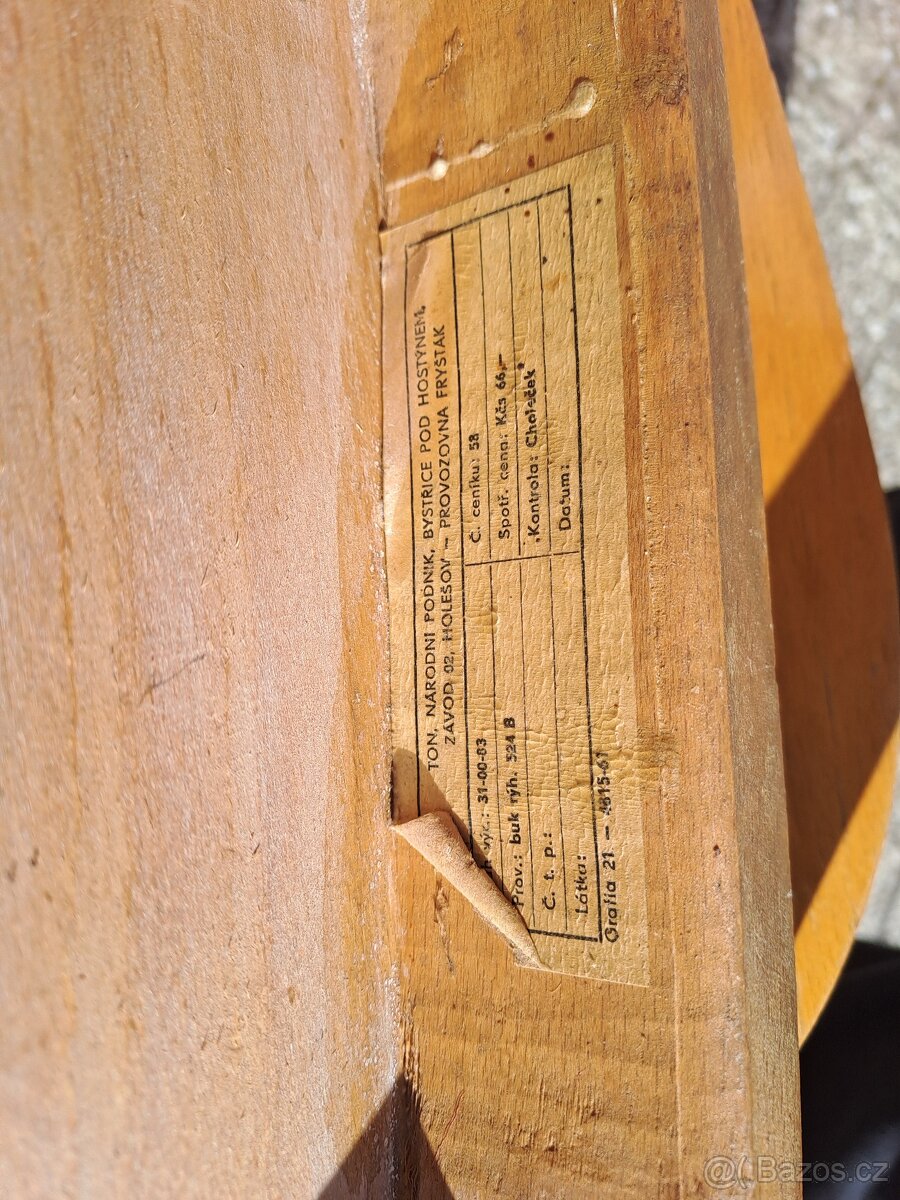 čtyři židle TON - 8