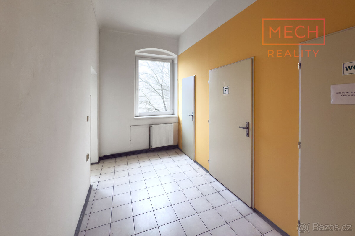 Pronájem komerčního prostoru – Šternberk - 8