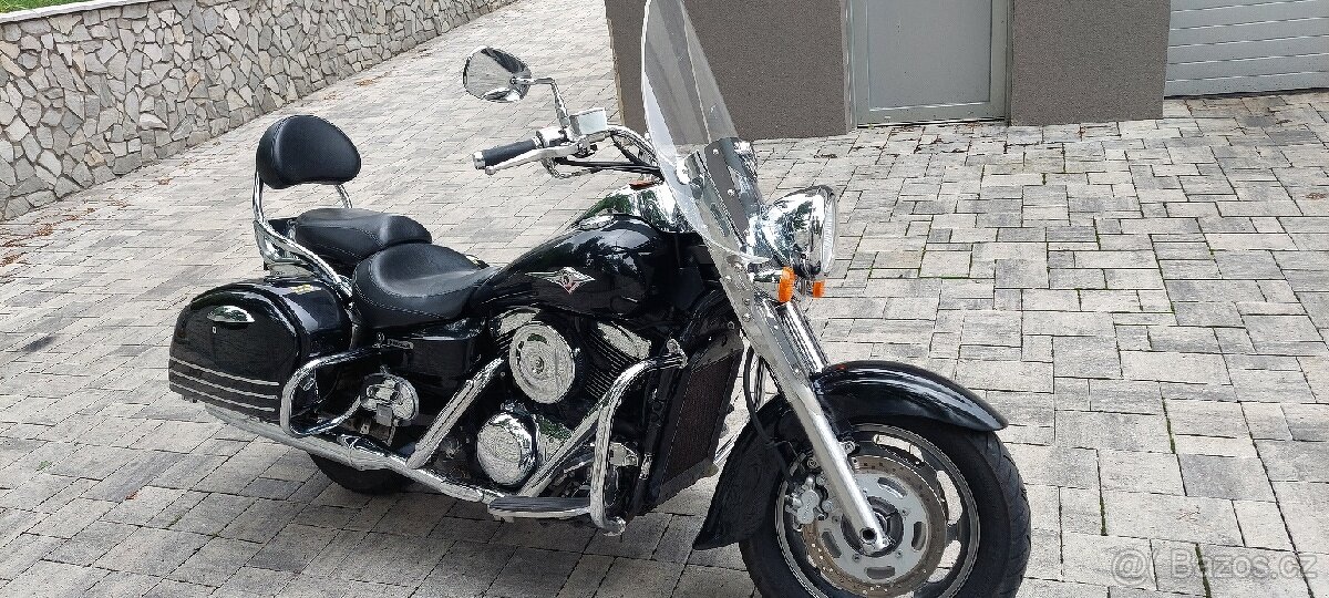 Kawasaki VN 1600 Classic Tourer - 8