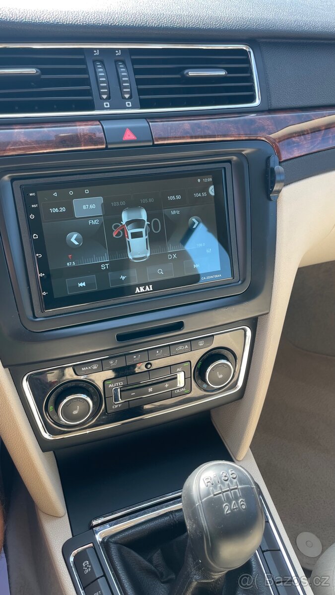 Škoda Superb 2.0 TDI 125 kW, rok 2011, původ ČR - 8