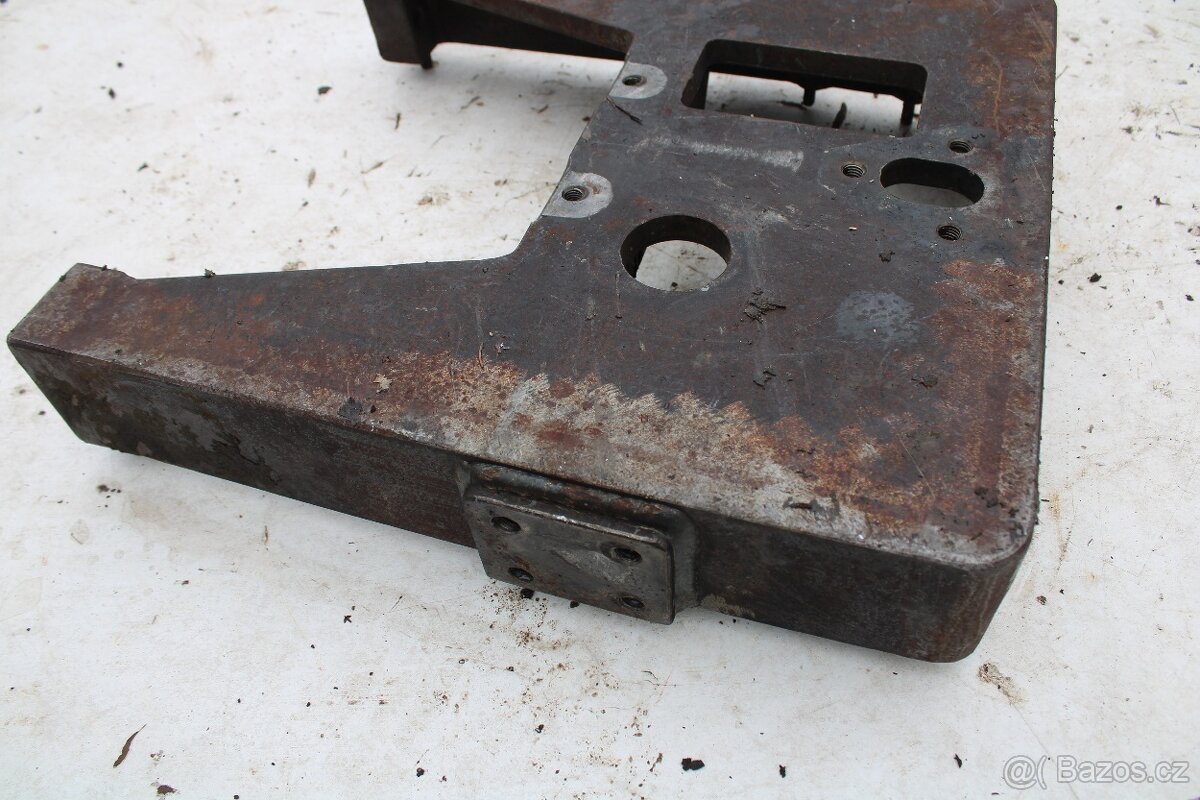 Zetor 7245 7745 ukt vana nad přední nápravu ocelová - 8
