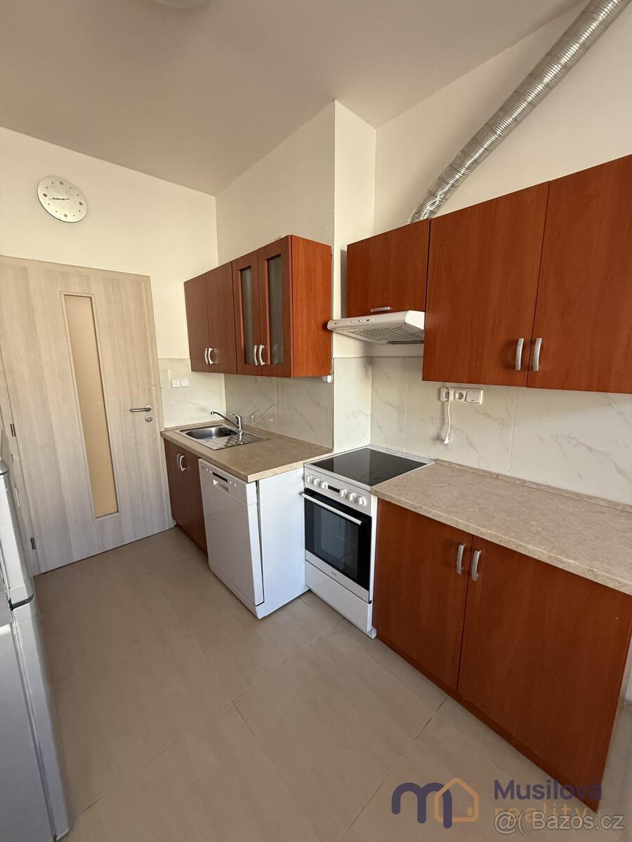 Pronájem bytu 2+kk 37 m2 - 8