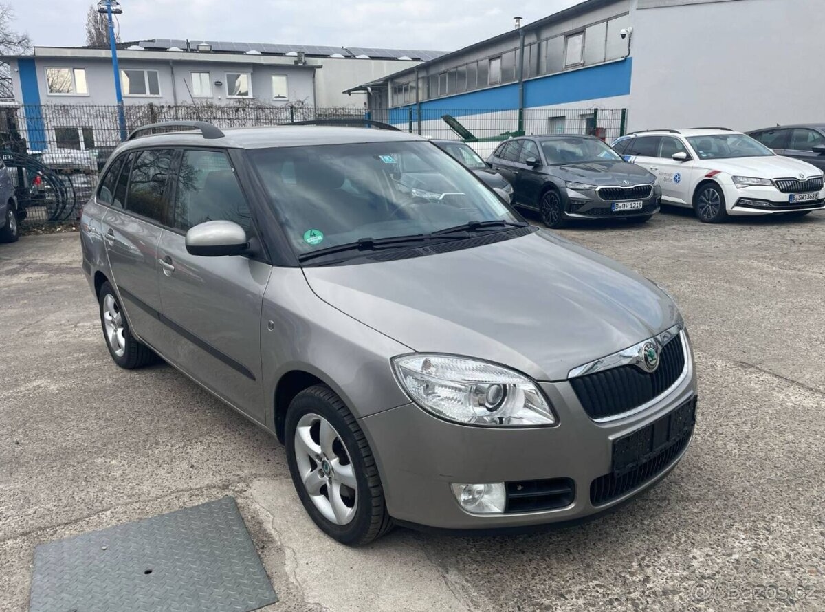 Škoda Fabia 2 combi 98tis km 1.6 16V MPI - 8