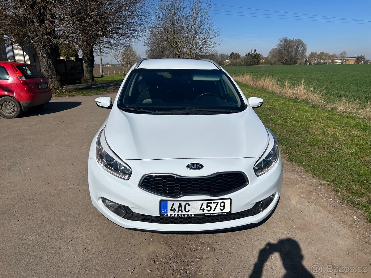 KIA ceed SW 1,6gdi 99kW - 2014 - 8