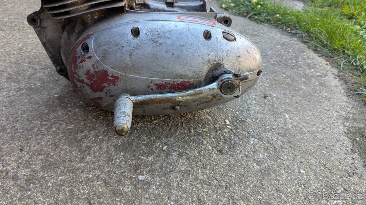 Motor motocykl Jawa - 8