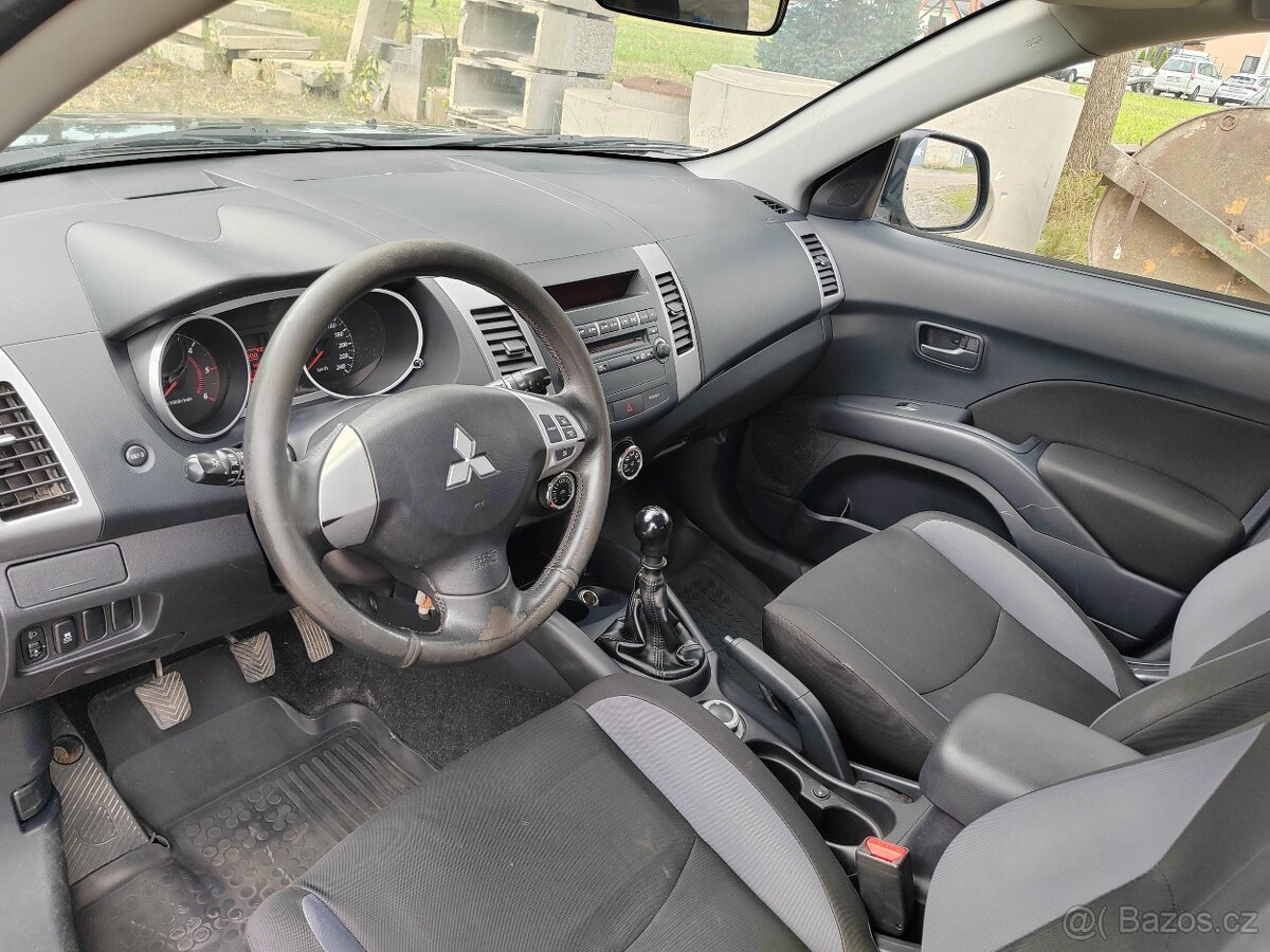 Mitsubishi outlander 2.2 DID - 8