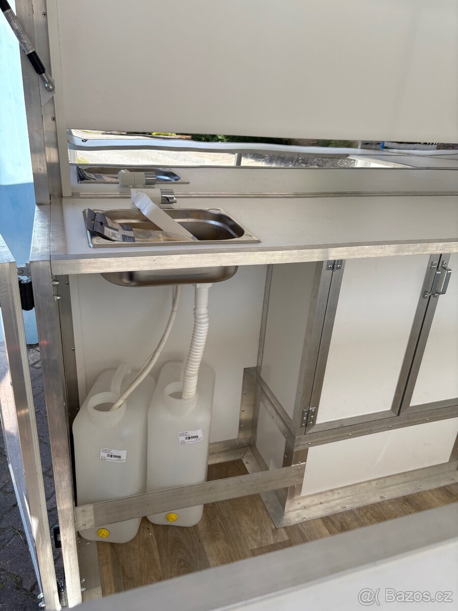 Aixam Food Truck - 8