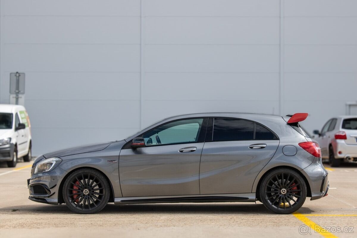 Mercedes-Benz A 45 AMG 4MATIC 2013 - 8
