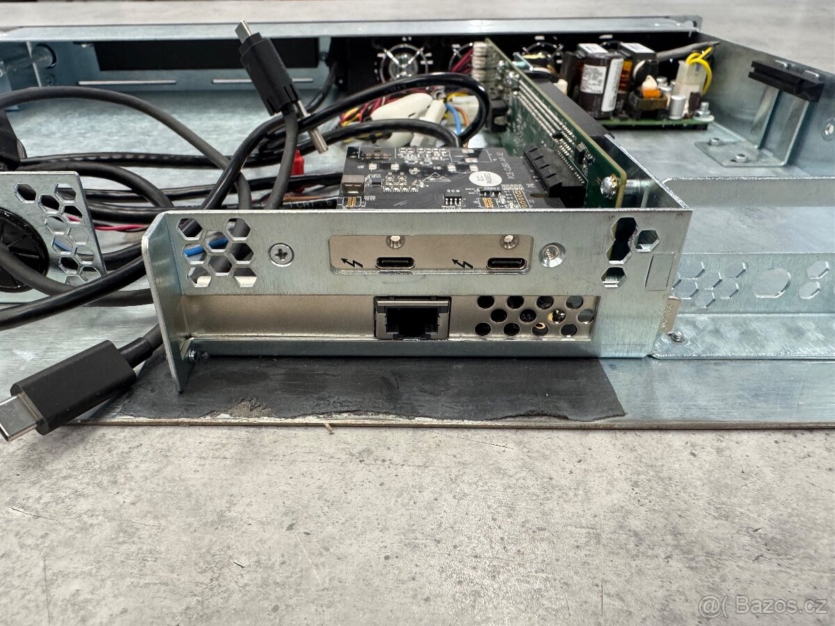 Sonnet xMac mini Server Thunderbolt 3 + 10Gbps + Extra TB ka - 8
