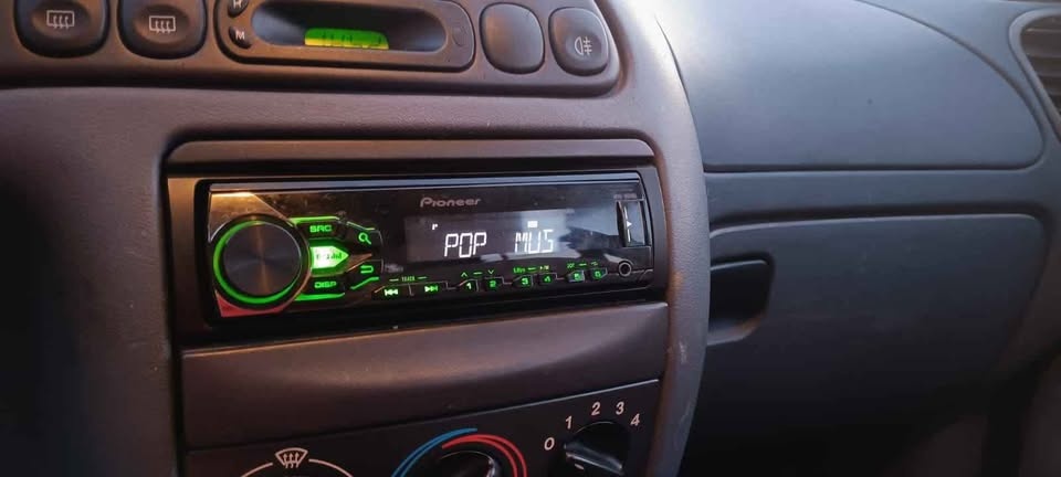 Ford Fiesta 1,3 Benzin (1997) - 8