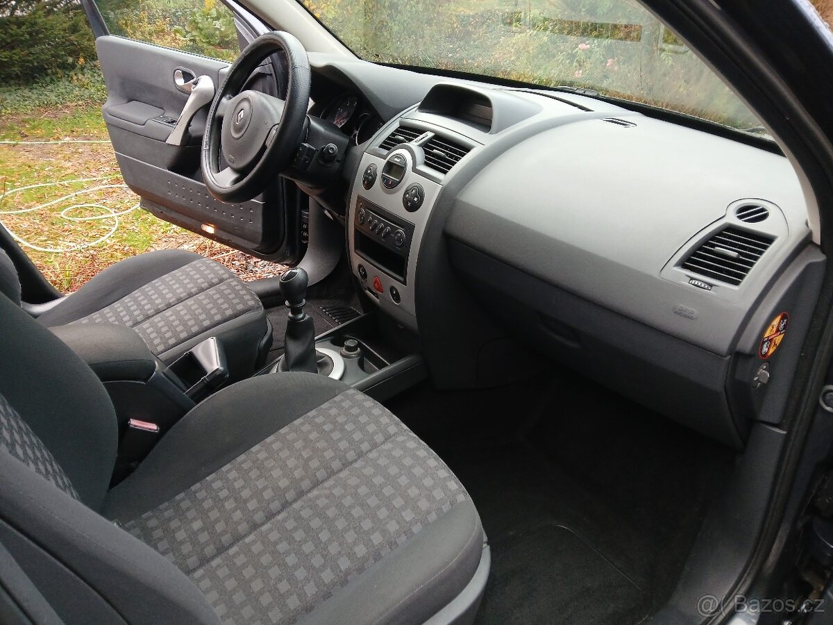 Renault Megane kombi 1.9dCi 96kW r.v.06, 6ti kvalt - 8