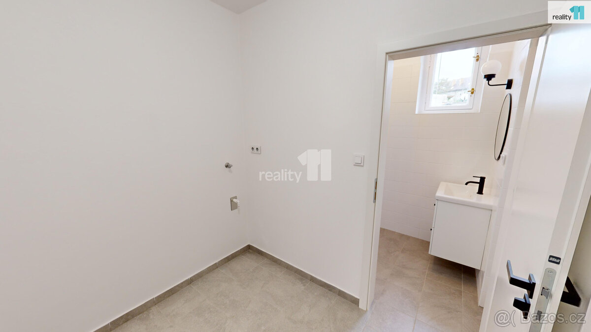 Pronájem bytu 1+kk, 40m2, Tylova, Pelhřimov - 8