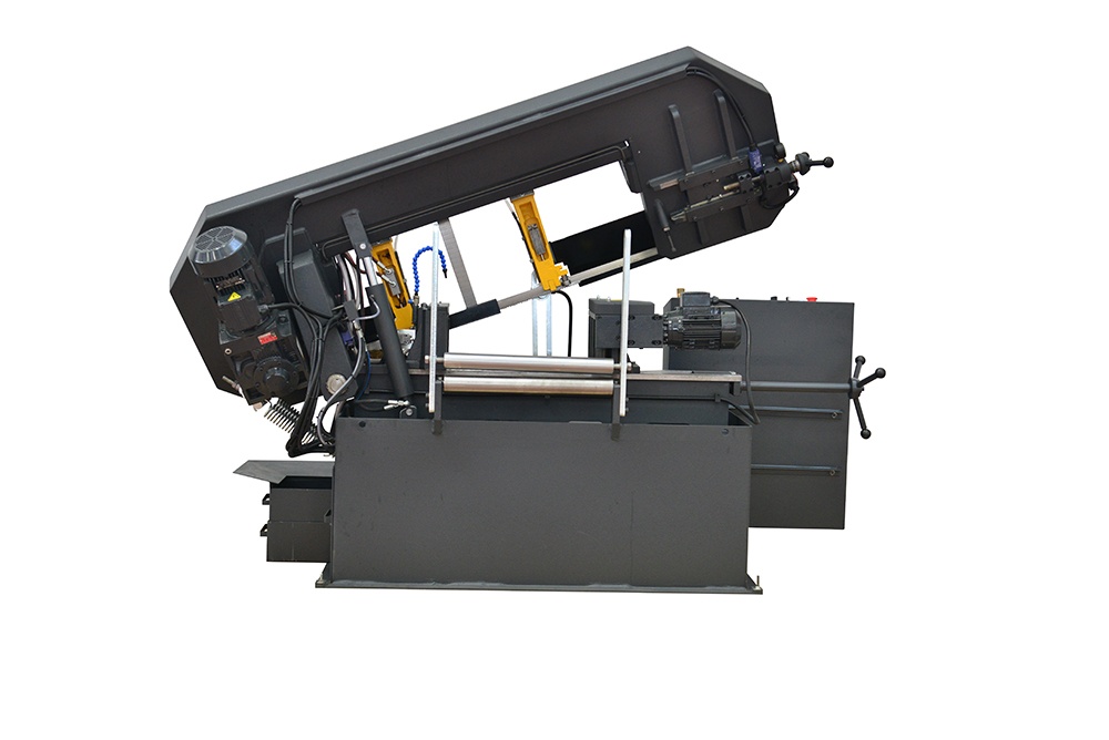 Pily na kov, různé typy a velikosti - 8