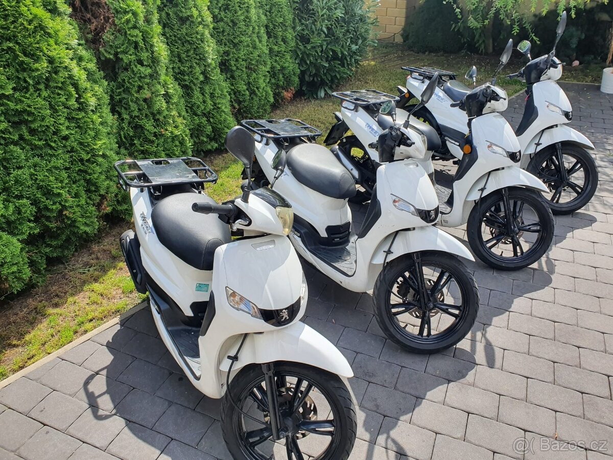 Půjčovna-pronájem skútrů, Bolt, Wolt, Foodora - 8