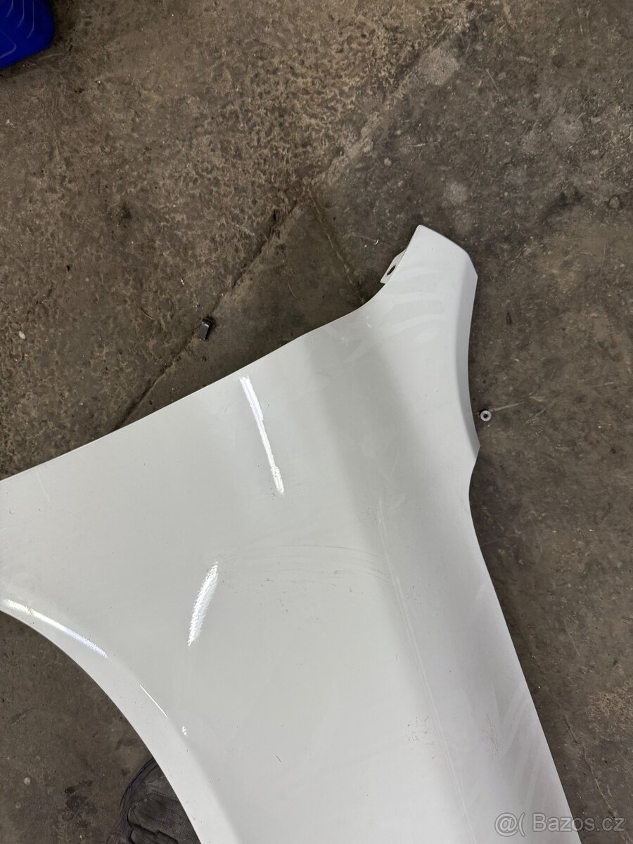 Blatniky škoda Octavia 2 facelift 1026 LF9E bílá - 8