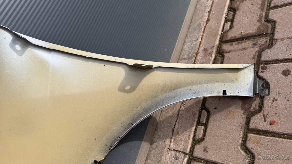 Přední pravý blatník vw eos - 8