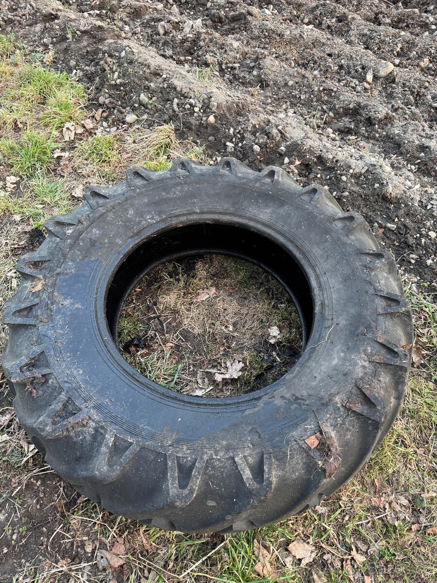 Zetor pneumatiky 16.9 28 - 8