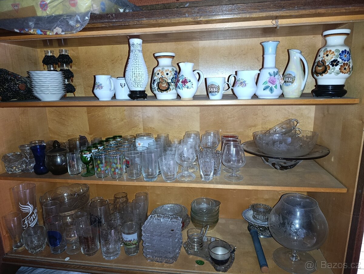 Sklo a porcelán. - 8