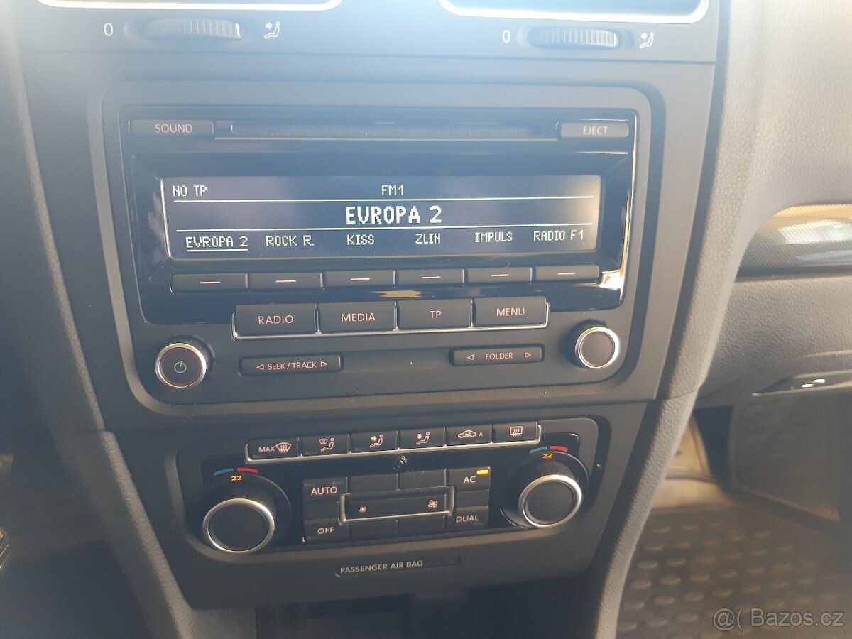 VW Golf 1.4 i DOGIKLIMA TEMPOMAT - 8