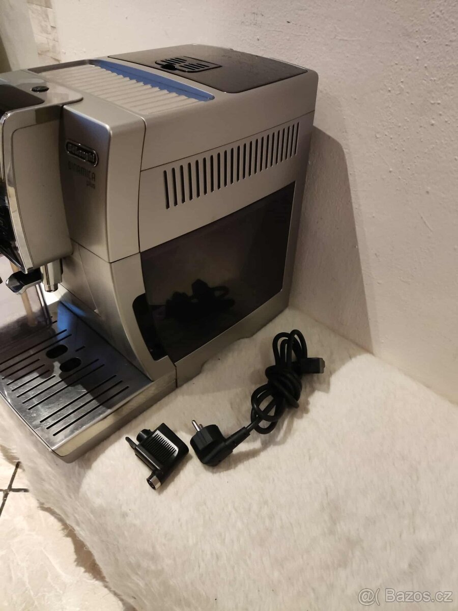 Automatický kávovar De'Longhi Dinamica Plus ECAM 370.95 S - 8
